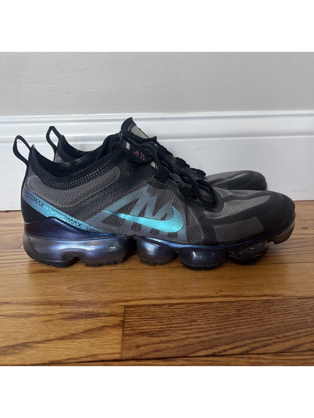 Nike Air VaporMax 2019 Mens Size 9 Black Gray Athletic Shoes Sneakers AR6631-001